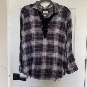 American Eagle flannel top
